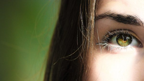 5 dicas: cuide dos seus olhos e evite o cansaço visual