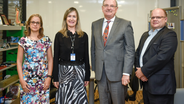 Australian Embassy visits PUCRS to promote partnerships for 2018