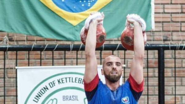 Physical Education student becomes world vice-champion in kettlebell