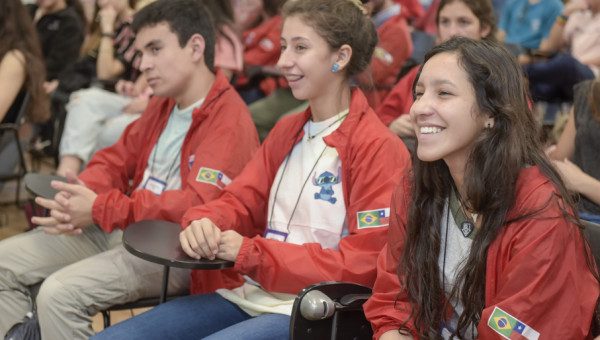 High School students from Chile take part in activities at PUCRS
