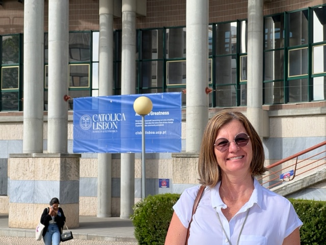 PUCRS researcher teaches a course on Communications in Portugal