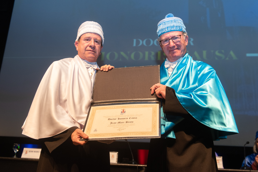 Jean-Marc Broto awarded Doctor Honoris Causa from PUCRS