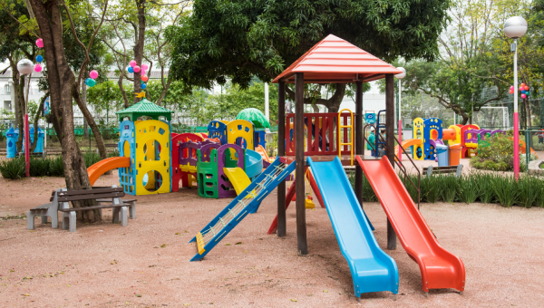 Parque Esportivo inaugura playground