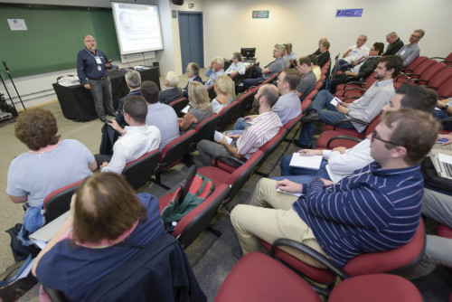 The director of Labelo, Israel Teixeira, stresses the importance of PUCRS hosting the event/ Photo: Bruno Todeschini