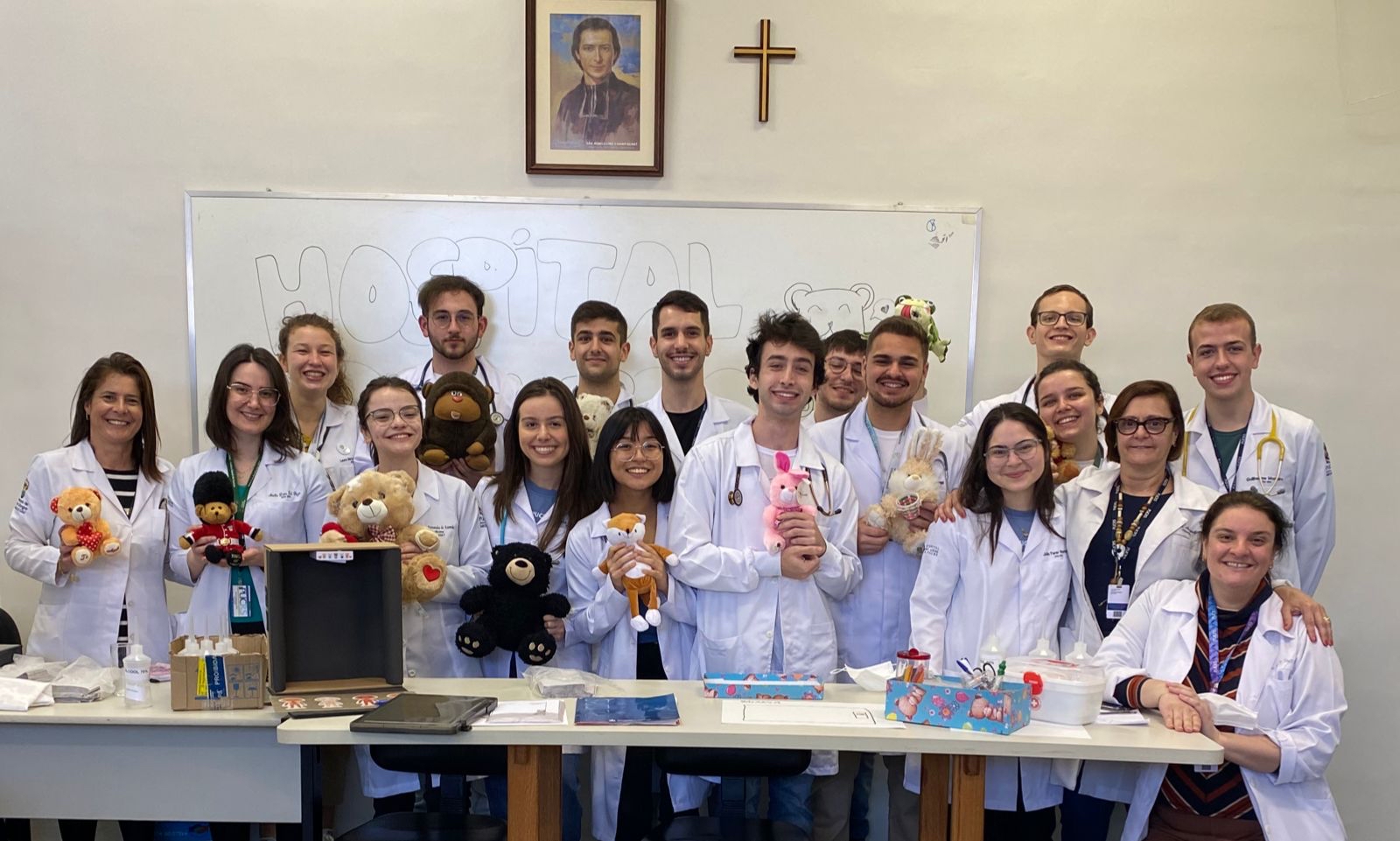 Escola de Medicina participa do projeto Teddy Bear Hospital – Hospital do Ursinho