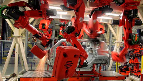 Palestra discute impactos de robôs no mercado de trabalho